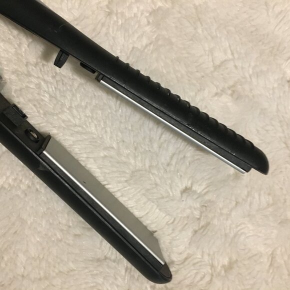 Durabrand Hair Straightener - Picture 9 of 11